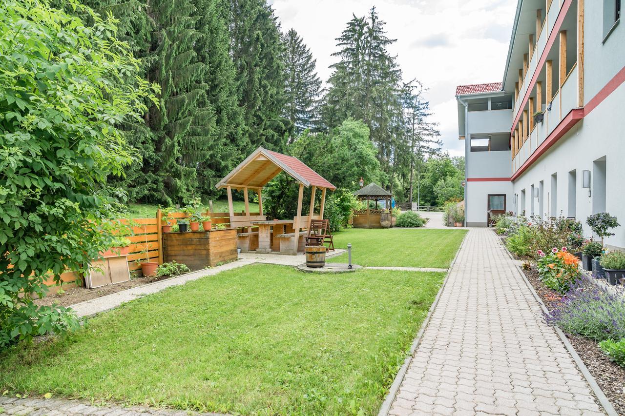 Smart Liv'In Laabnerhof Apartment Laaben Екстериор снимка